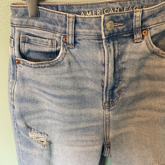 American Eagle Distressed Stretch Jeans - Picture 3 of 7